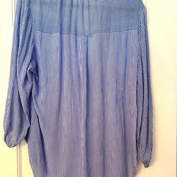 Blue/white boho top/tunic - Picture 2 of 4